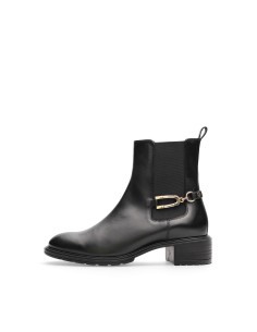 PARIS      12-26104-01