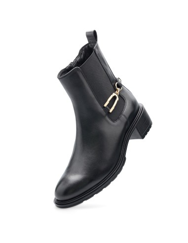 PARIS      12-26104-01