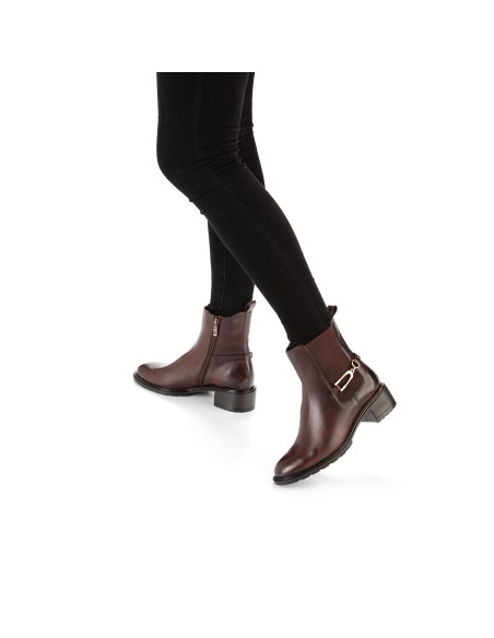 PARIS      12-26104-03